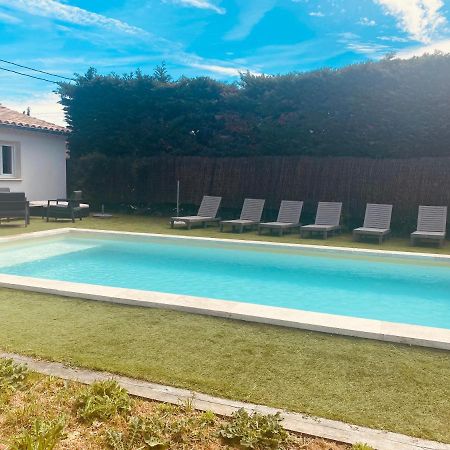 La Maison D A Cote 8 A 10 Personnes 카르팡트라 외부 사진