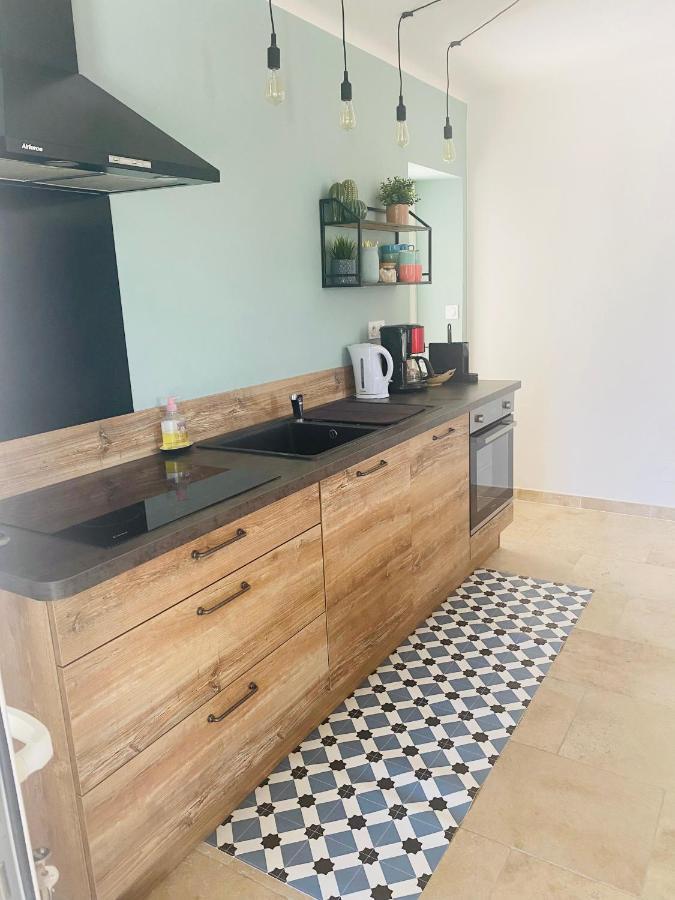 La Maison D A Cote 8 A 10 Personnes 카르팡트라 외부 사진